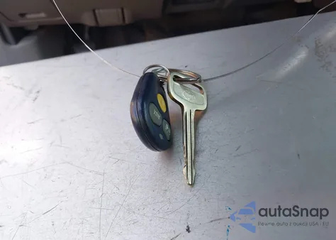 2000 Toyota Tundra Sr5 V8 из США, поврежденный, VIN 5TBRT3417YS039737